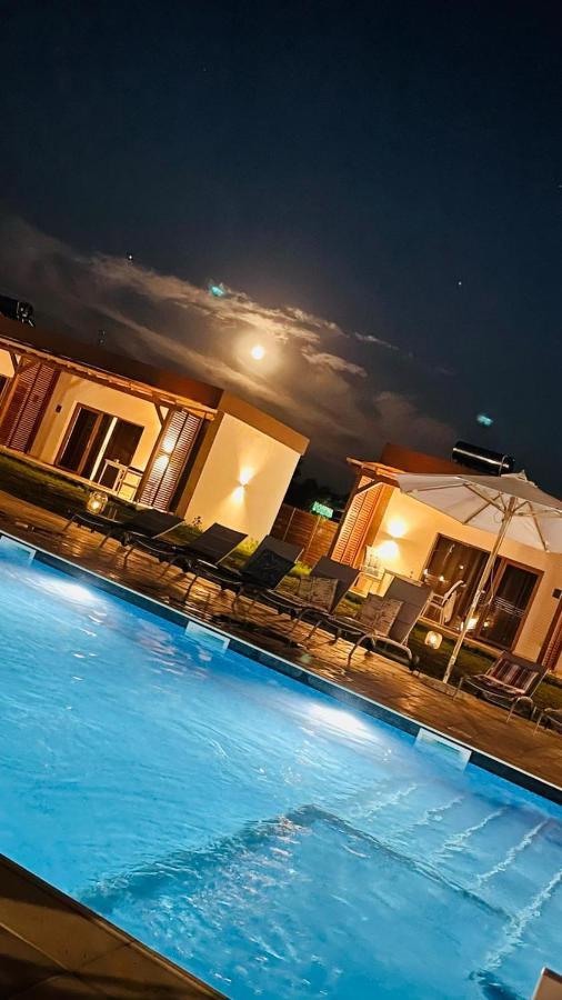 Havana Resort Murighiol Bagian luar foto